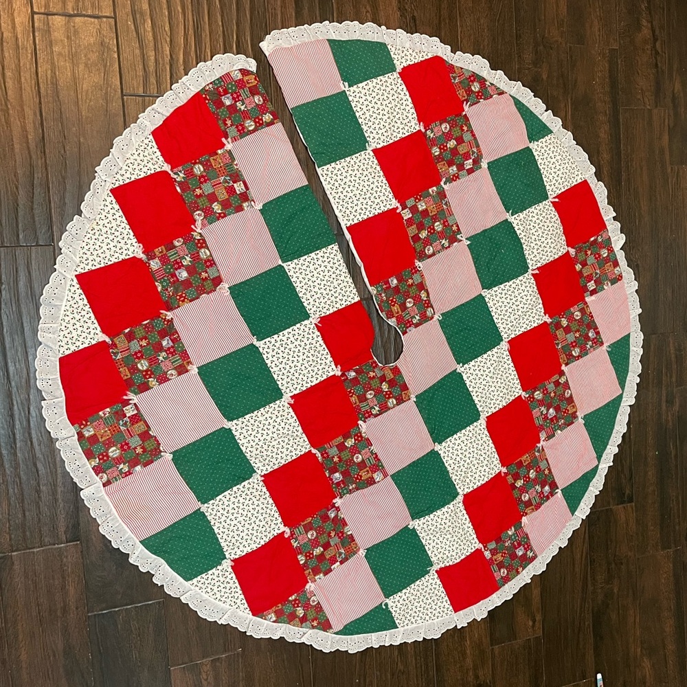 Festive Patchwork Tree Skirt - Red, Green, and White